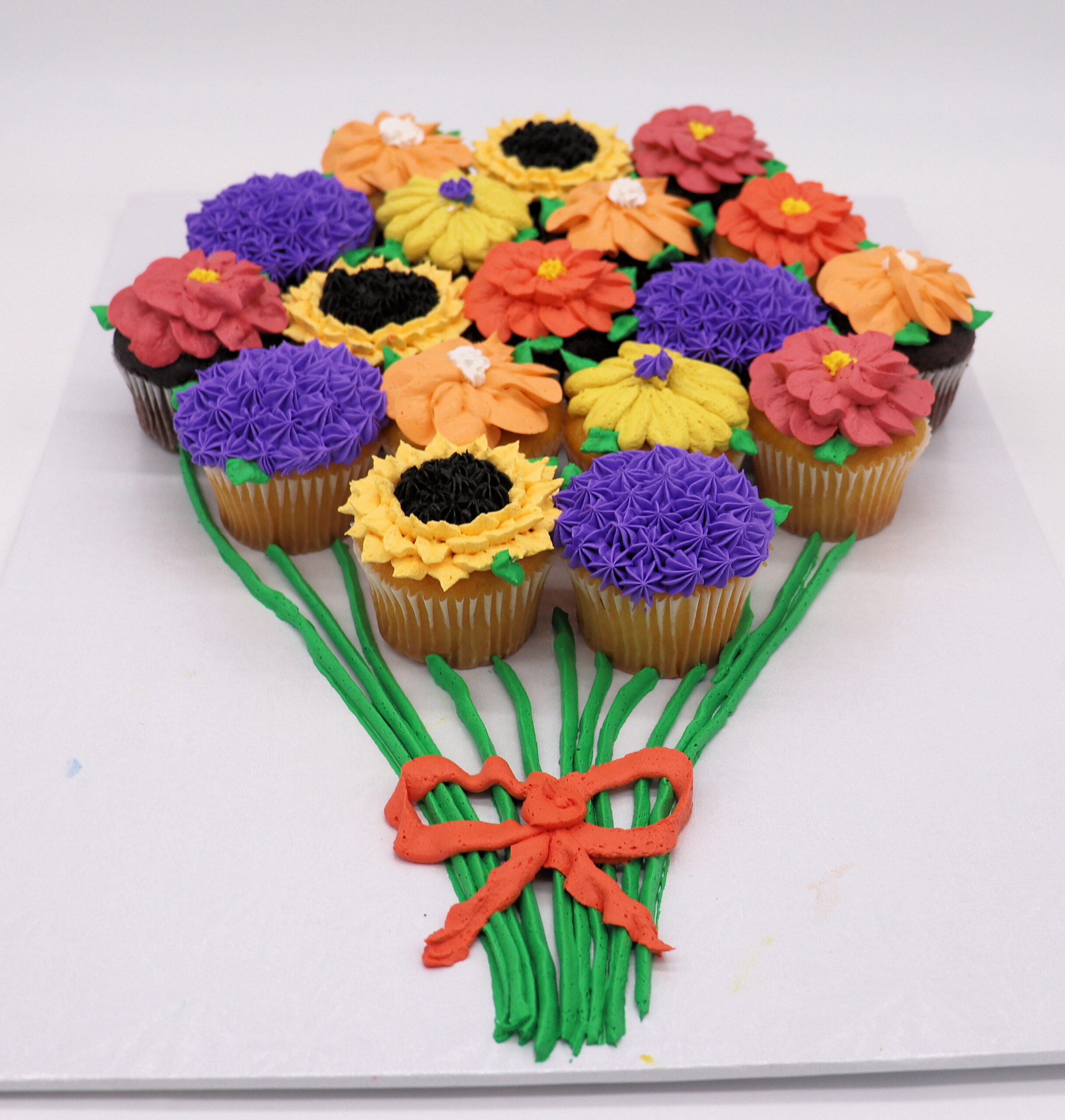 Piped Cupcake bouquets – Piped Flower Bouquets