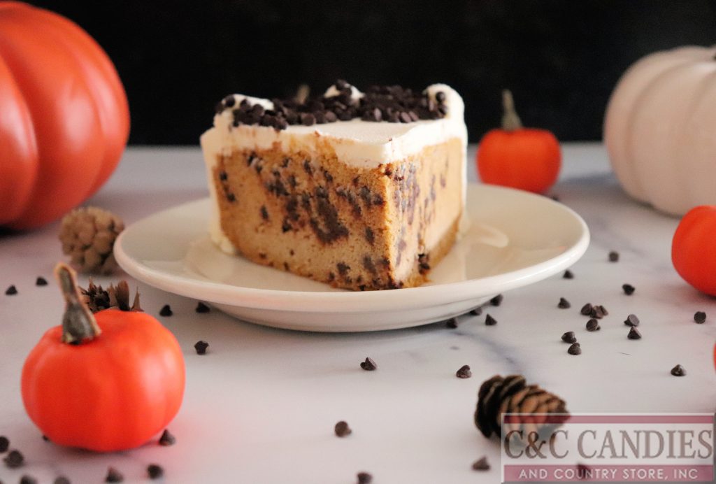 Pumpkin Chocolate Chip Cake