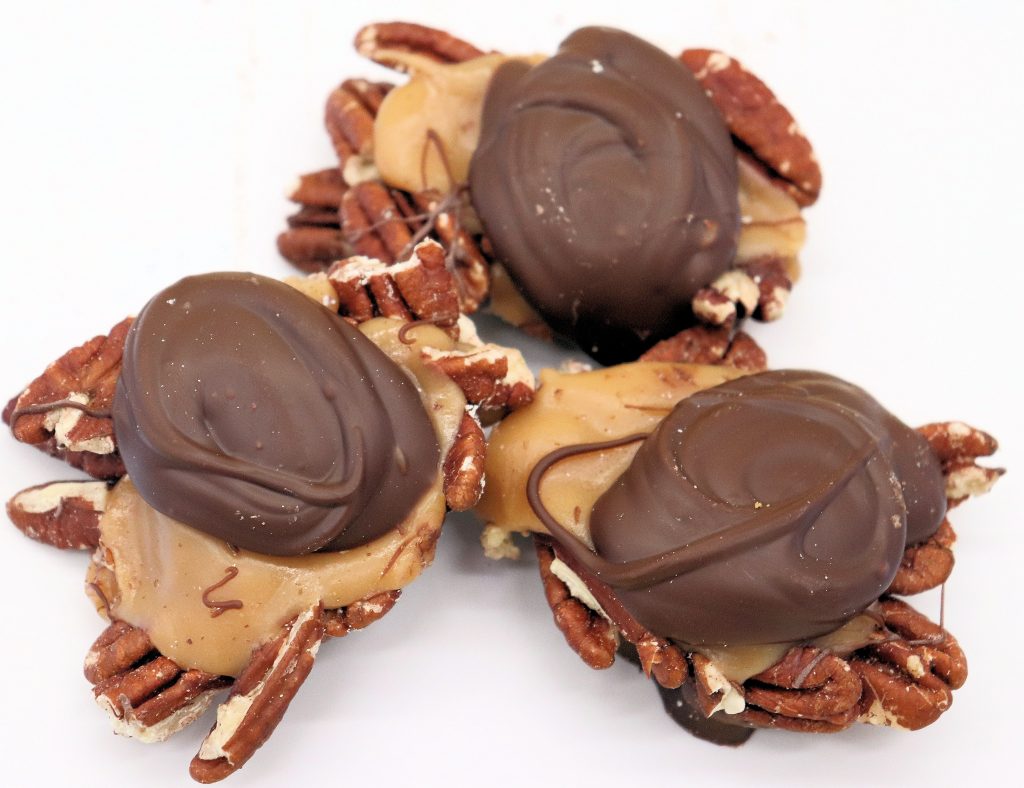 Pecan Paws